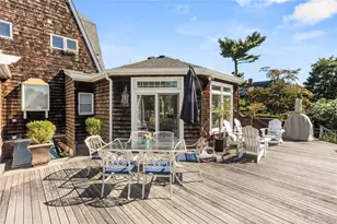 28 S Montgomery Ave, Bay Shore, NY 11706 - Photo 33