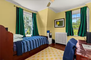 28 S Montgomery Ave, Bay Shore, NY 11706 - Photo 25