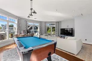 28 S Montgomery Ave, Bay Shore, NY 11706 - Photo 15