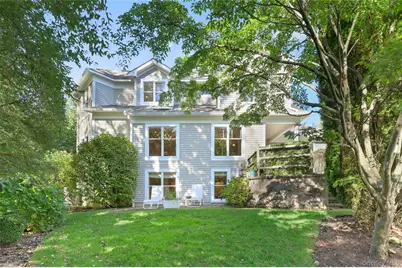 39 Club Pointe Drive, White Plains, NY 10605 - Photo 11