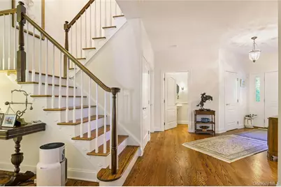 39 Club Pointe Drive, White Plains, NY 10605 - Photo 19