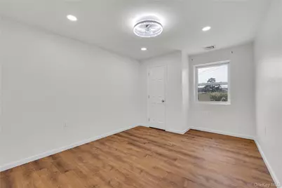17 Bellport Road, Mastic Beach, NY 11951 - Photo 7