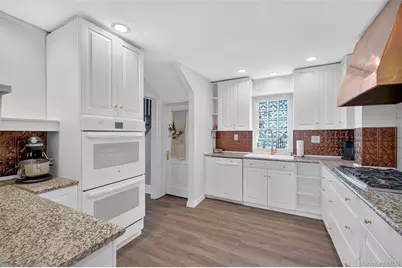 310 Carpenter Avenue, Newburgh, NY 12550 - Photo 17