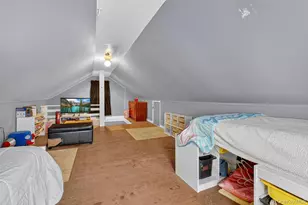 310 Carpenter Ave, Newburgh, NY 12550 - Photo 33