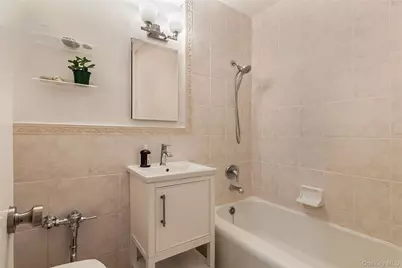 3635 Johnson Avenue #3N, Bronx, NY 10463 - Photo 9