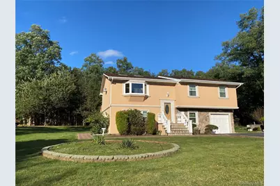 236 Woodhull Avenue, Port Jefferson Station, NY 11776 - Photo 3