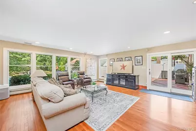 83 Village Line Road, Babylon, NY 11702 - Photo 11