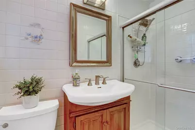 64 South Street, East Hills, NY 11577 - Photo 13