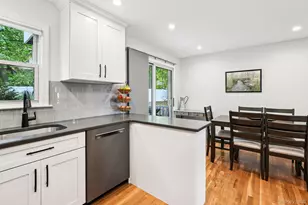 13 Lenox Ct, Suffern, NY 10901 - Photo 19