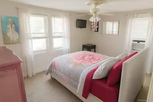 204 Howell St, Bellmore, NY 11710 - Photo 9