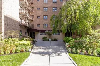 87-15 204th Street #B57, Hollis, NY 11423 - Photo 1