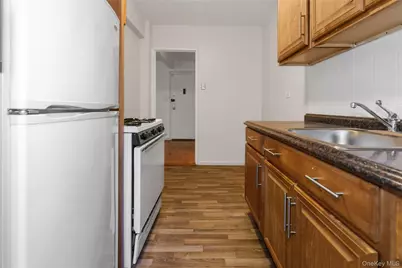 87-15 204th Street #B57, Hollis, NY 11423 - Photo 11