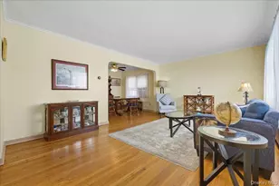 215 New Hyde Park Rd, New Hyde Park, NY 11040 - Photo 3