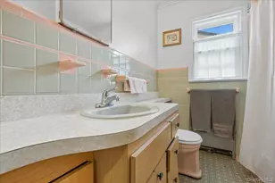 215 New Hyde Park Rd, New Hyde Park, NY 11040 - Photo 17