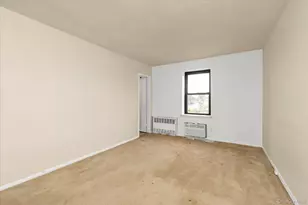 124 Smith St, Freeport, NY 11520 - Photo 9