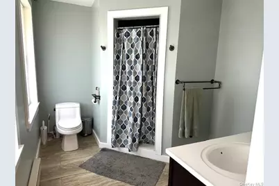 32 Greentree Drive N, Hyde Park, NY 12538 - Photo 19