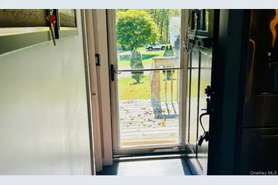 32 Greentree Drive N, Hyde Park, NY 12538 - Photo 43