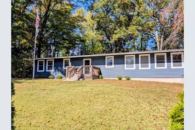 32 Greentree Drive N, Hyde Park, NY 12538 - Photo 1