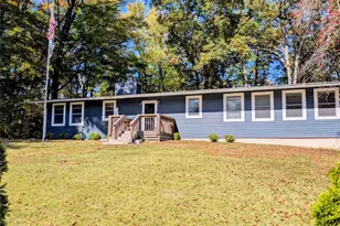 32 Greentree Dr N, Hyde Park, NY 12538 - Photo 1