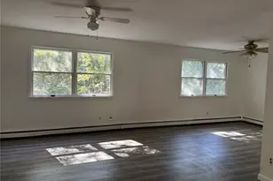 679A Meadow Rd, Smithtown, NY 11787 - Photo 17