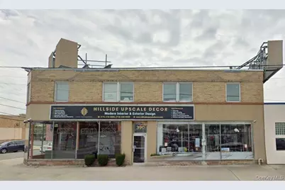 390 Hillside Avenue #Unit 5, New Hyde Park, NY 11040 - Photo 1