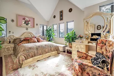 34 W 2nd Street, Freeport, NY 11520 - Photo 15