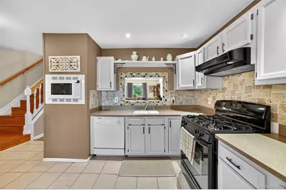 204 Mallard Way, Peekskill, NY 10566 - Photo 11