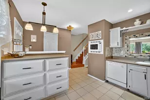 204 Mallard Way, Peekskill, NY 10566 - Photo 9