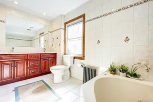 85-54 148th St, Briarwood, NY 11435 - Photo 11