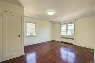 85-54 148th St, Briarwood, NY 11435 - Photo 13