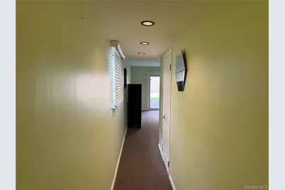 867 Sinclair Avenue, New York, NY 10309 - Photo 5