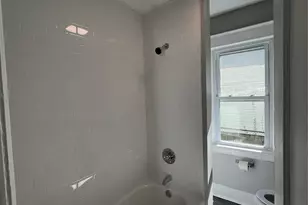 46 Manitou Ave, Poughkeepsie, NY 12603 - Photo 13