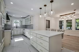 60 Long Dr, Hempstead, NY 11550 - Photo 17