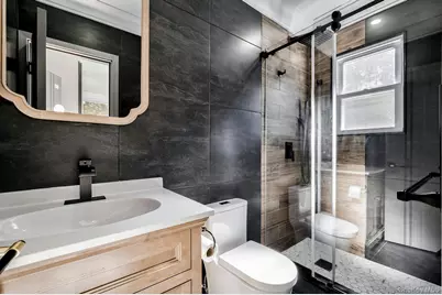 60 Long Drive, Hempstead, NY 11550 - Photo 27