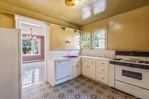 32-15 161st St, Flushing, NY 11358 - Photo 13