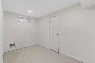 243-25 132nd Rd, Rosedale, NY 11422 - Photo 23