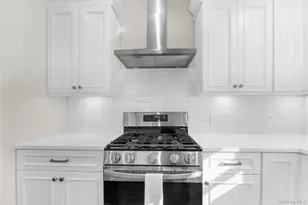 98 Soundview Dr, Port Jefferson, NY 11777 - Photo 9