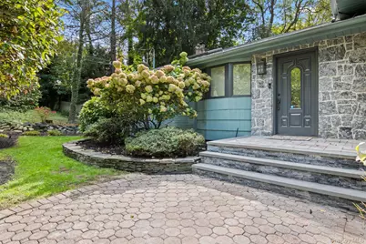 17 Bluebird Lane, Huntington, NY 11743 - Photo 1