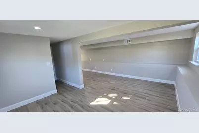 1902 Race Avenue, Medford, NY 11763 - Photo 9