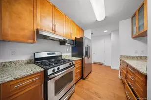 40-22 College Point Blvd, Flushing, NY 11354 - Photo 9