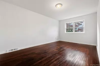 3766 Bronxwood Avenue, Bronx, NY 10469 - Photo 15