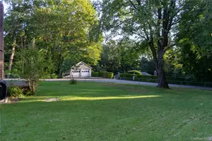 8 Crescent Hill Dr, Cortlandt Manor, NY 10567 - Photo 13