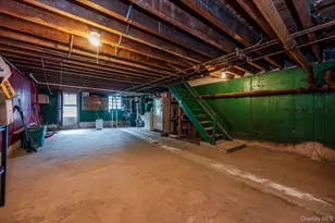 248 Throggs Neck Blvd, Bronx, NY 10465 - Photo 25