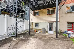 248 Throggs Neck Blvd, Bronx, NY 10465 - Photo 29