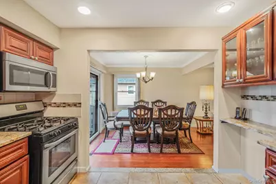 166 N Oak Street, Massapequa, NY 11758 - Photo 17