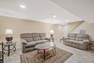 166 N Oak St, Massapequa, NY 11758 - Photo 29