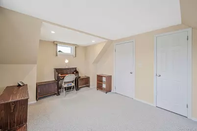 166 N Oak Street, Massapequa, NY 11758 - Photo 19