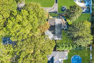 432 Kime Ave, West Islip, NY 11795 - Photo 5