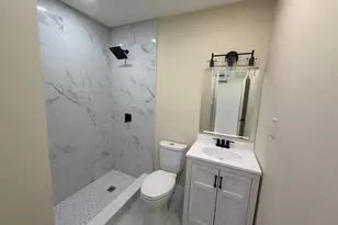 64 Chestnut St, Coram, NY 11727 - Photo 21