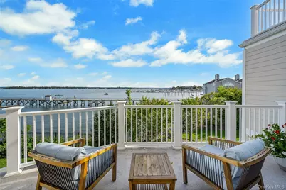 39 Island Point, Bronx, NY 10464 - Photo 11